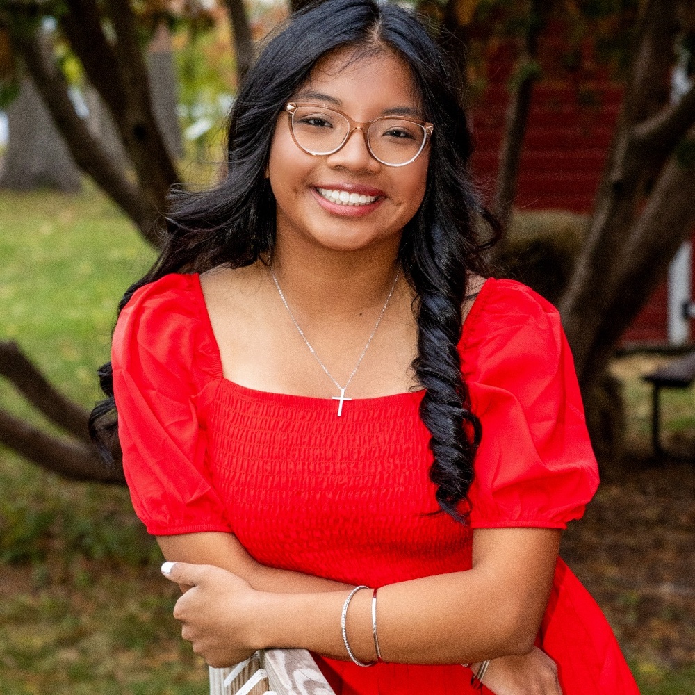 Meet your Posher, CiCi